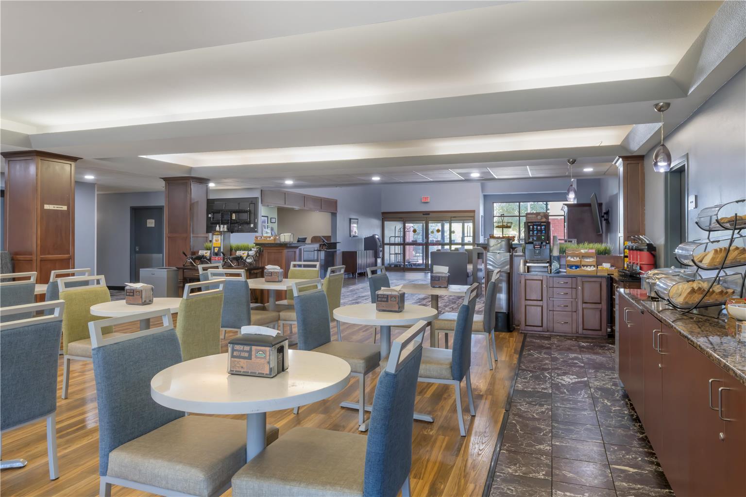 Best Western Plus Eau Claire Conference Center - photo 4