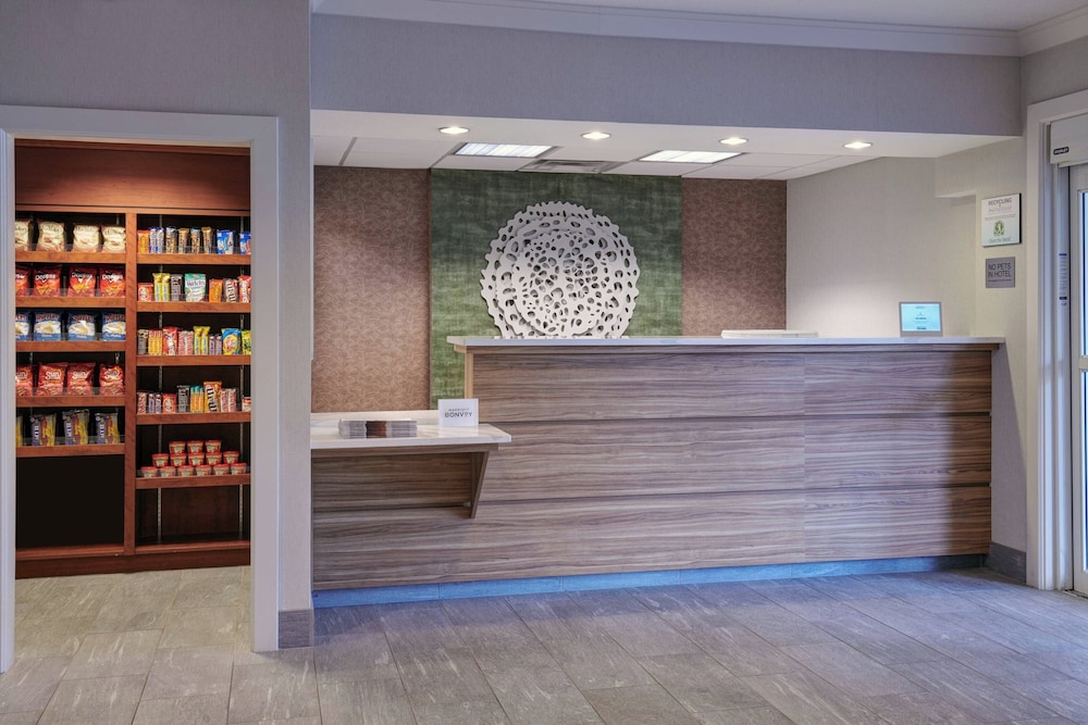 Fairfield Inn & Suites by Marriott Detroit Livonia - photo 2