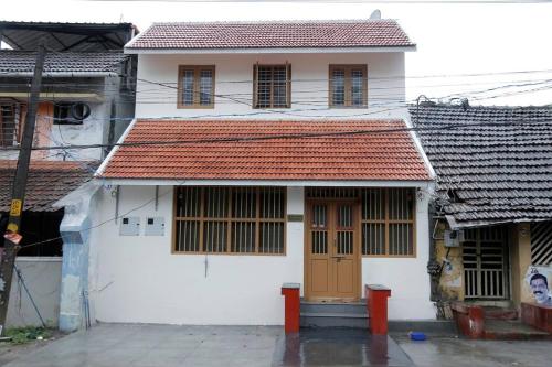 Agraharam Hindu Home stay Advaitham — 4-Star Luxury Hotel in Palghat, India