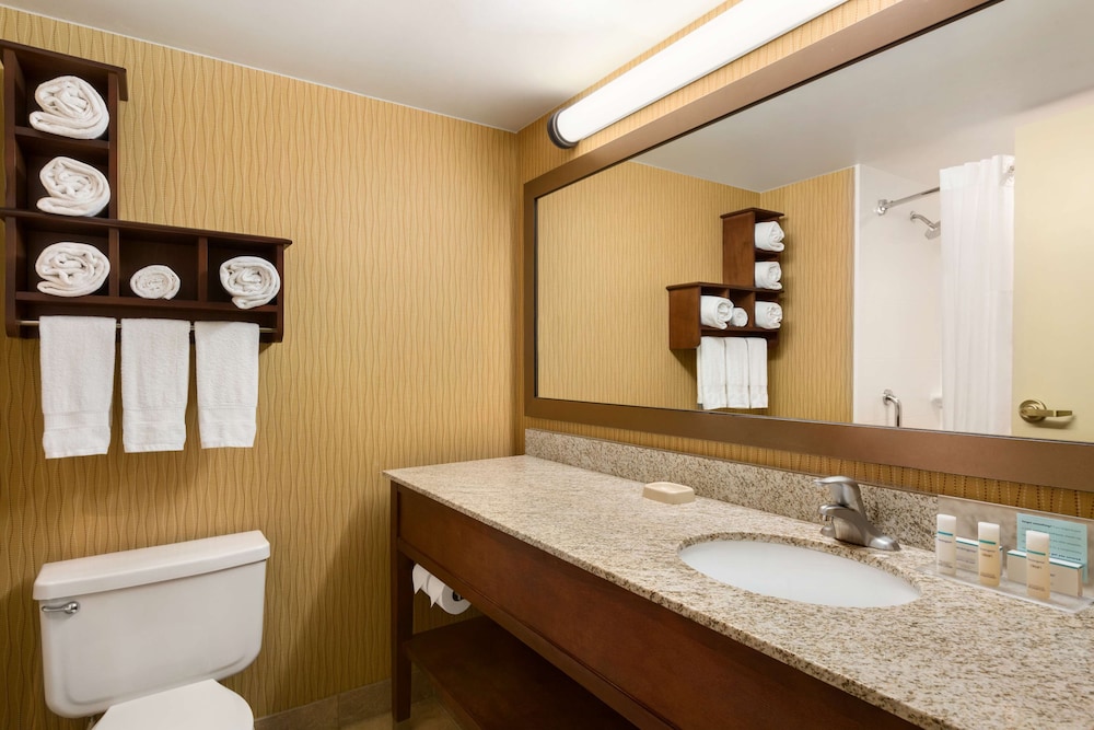 Hampton Inn Denver West Federal Center - photo 26