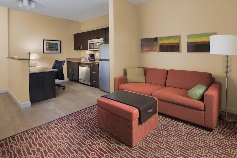 TownePlace Suites by Marriott Lake Jackson Clute - photo 10