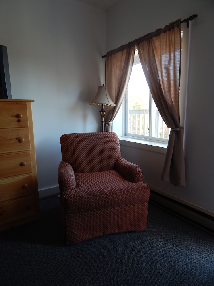 Acadia Sunrise Motel - photo 9