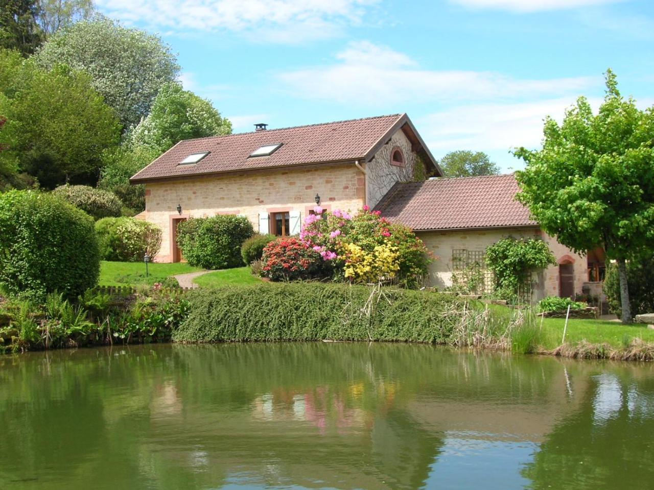 Gite Le Paradis — 4-Star Luxury Hotel in Saint-Nabord, France