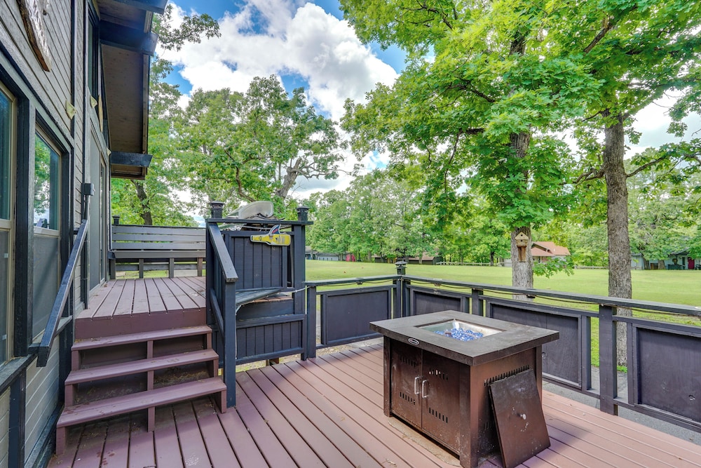 1 Mi to Margaritaville Resort: Cottage w Fire Pit - photo 19