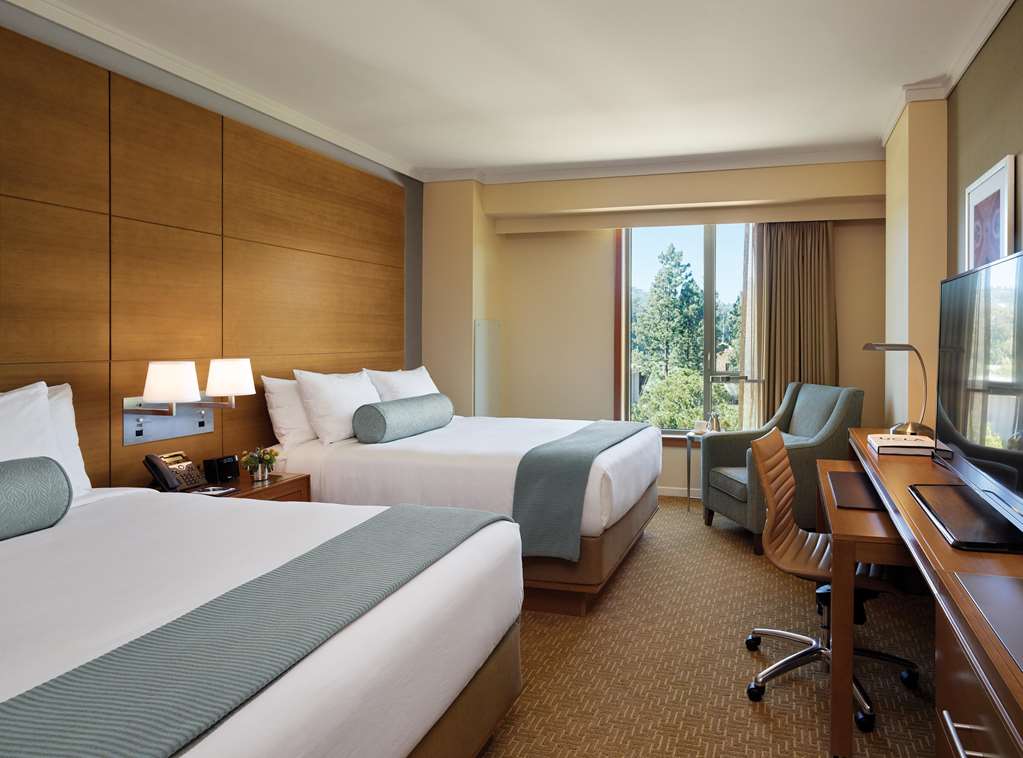 Luskin Hotel - photo 17