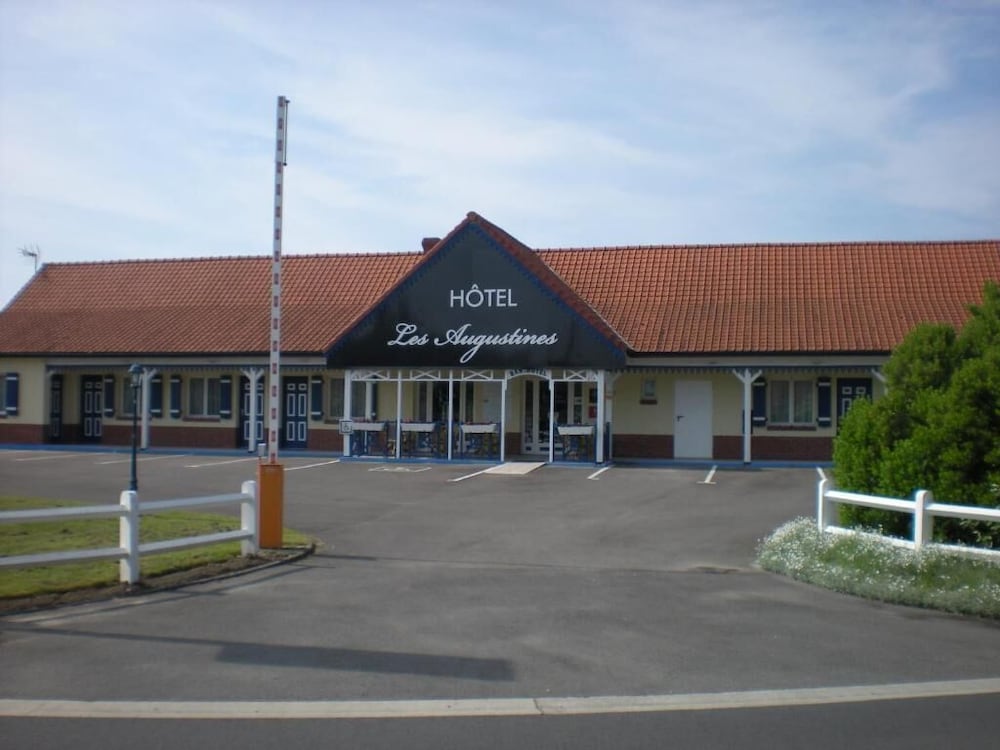 Les Augustines - carbon neutral hotel in Quend