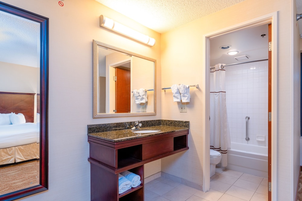Kahler Inn and Suites Mayo Clinic Area - photo 36