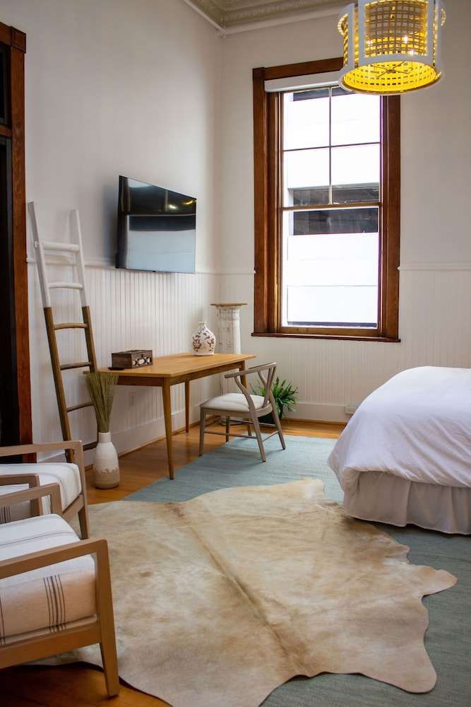 Fire Station One Boutique Hotel - photo 14