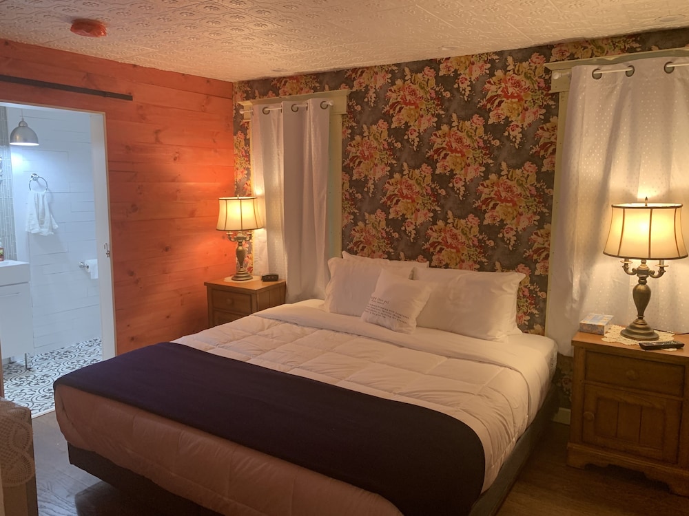 The Historic Hygge Hotel - photo 9