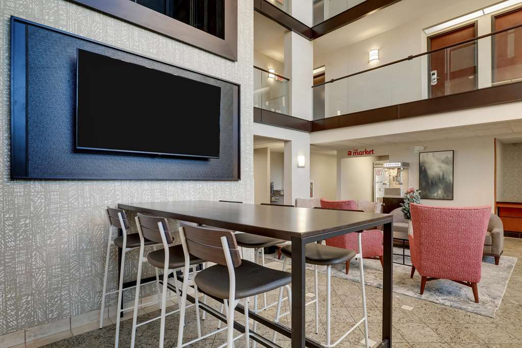 Drury Inn & Suites Charlotte University Place - photo 12