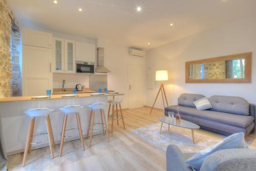 Magnifique 3 P Avec Balcon Vue Proximite Plage in Antibes, France