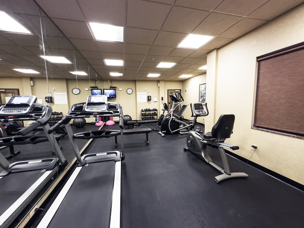 Holiday Inn Express & Suites Barstow Route 66 by IHG - photo 54