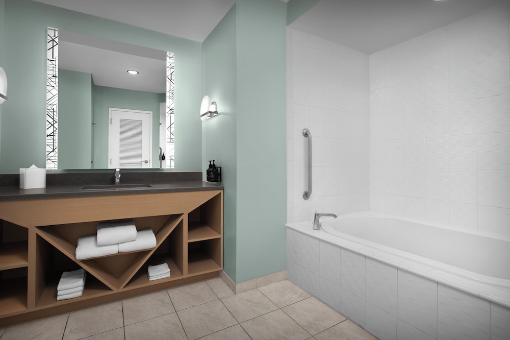 Hotel Indigo Jacksonville Deerwood Park by IHG - photo 20