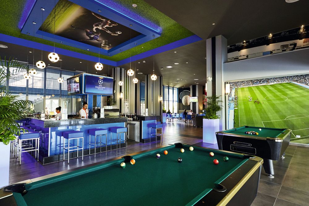 Sports Bar