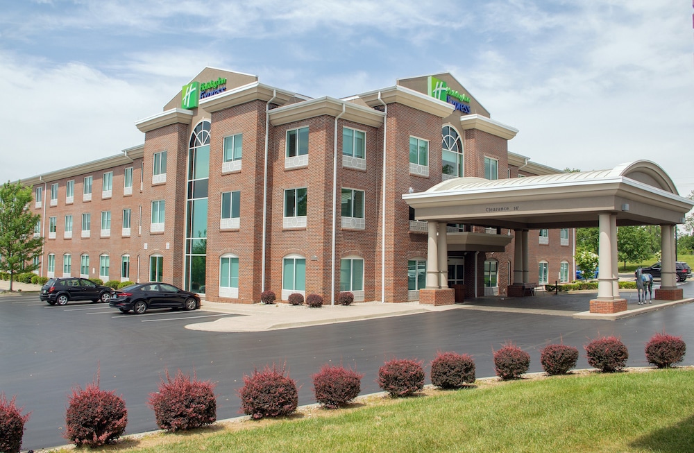 Holiday Inn Express Suites Lexington Dtwn Area Keenland By Ihg — Lexington