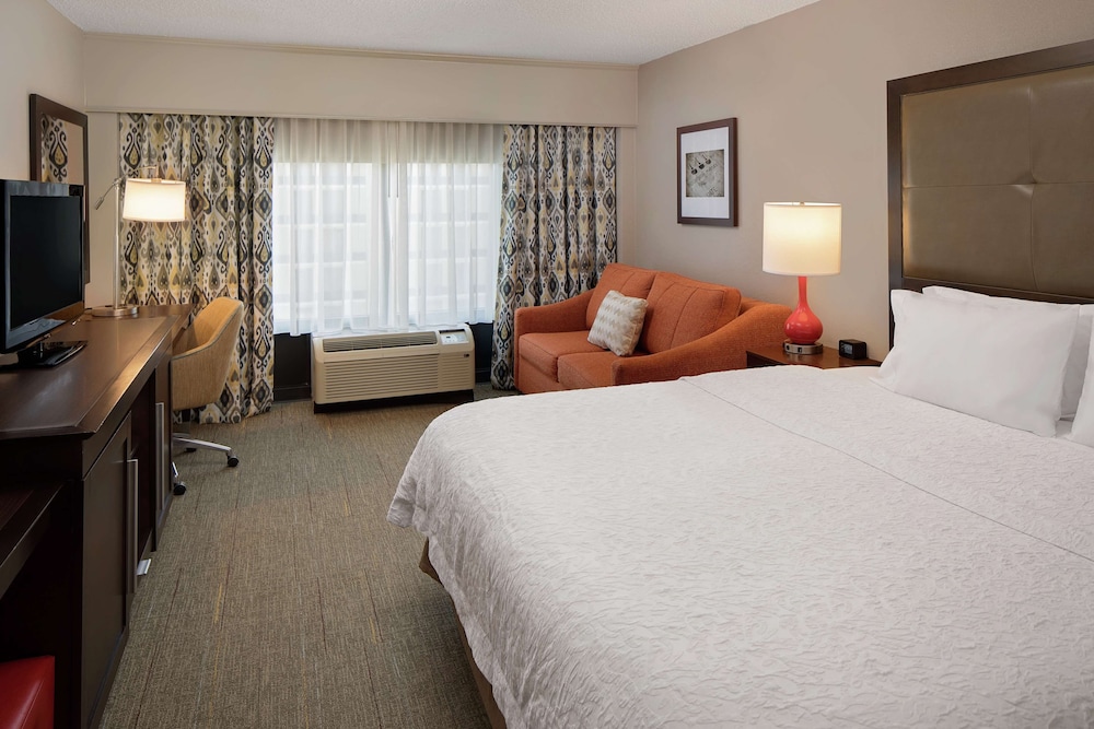 Hampton Inn Louisville Downtown - photo 14