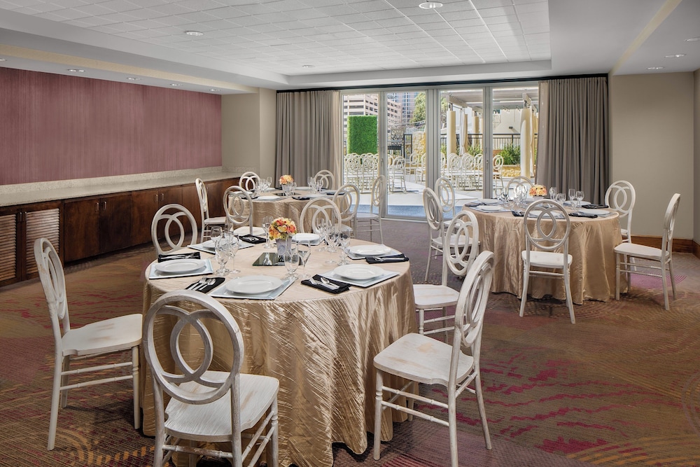 Hotel Indigo Austin Downtown University by IHG - photo 59