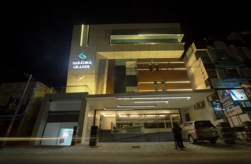 Saradha Grande — hotel in Pudukkottai