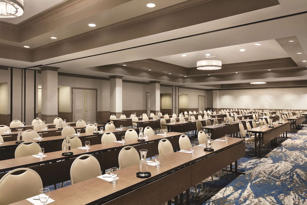 Embassy Suites by Hilton Brea North Orange County - photo 36