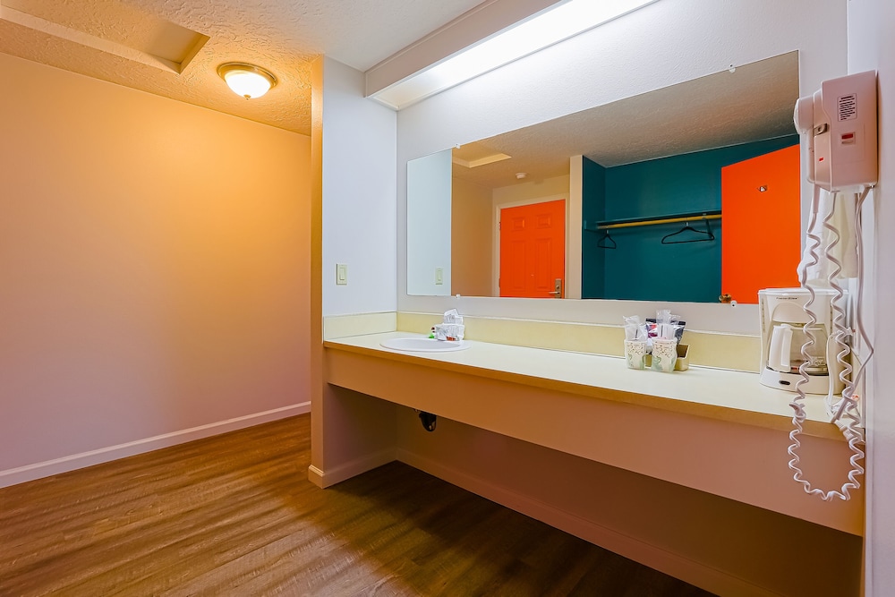Coast River Inn by OYO Seaside - photo 70