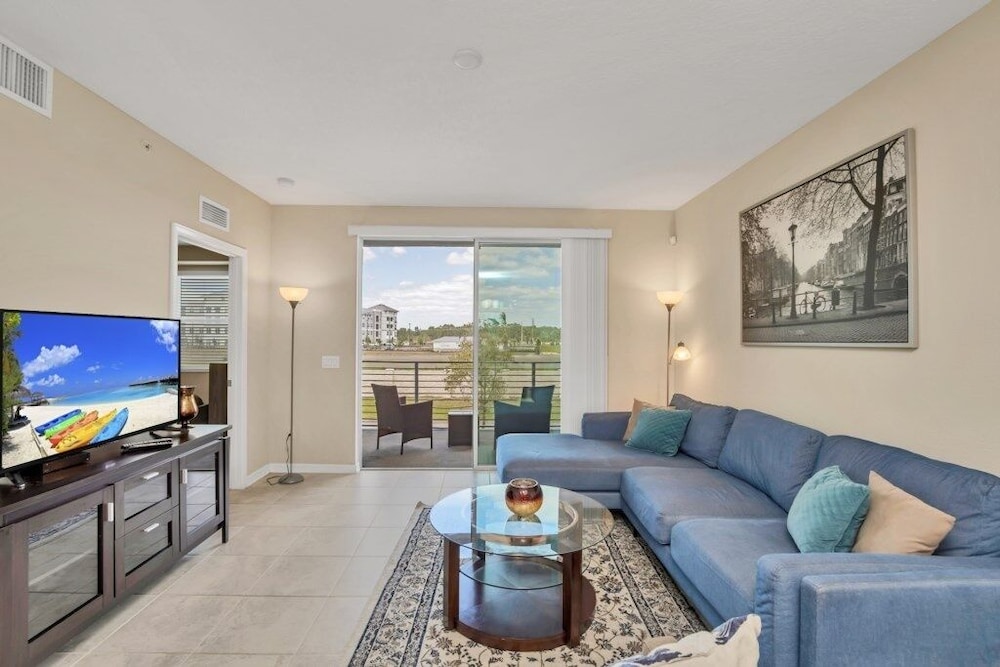 Voted #1 Resort Storey Lake Water Park 2 Bedroom Townhouse by Redawning - photo 25