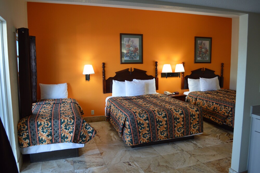 Budget Inn Ft Myers - photo 3