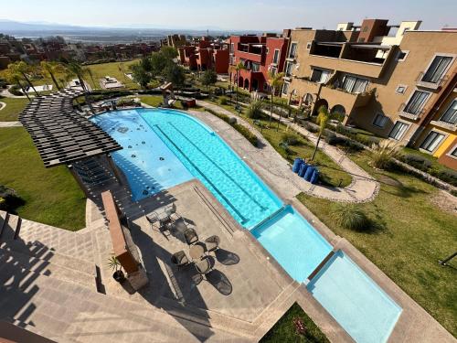 Departamento con Alberca Jacuzzi Spa y Padel — 4-Star Luxury Hotel in San Miguel De Allende, Mexico