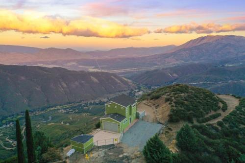 Unique Mountain Gem Sauna Hot Tub Scenic View — hotel in Julian