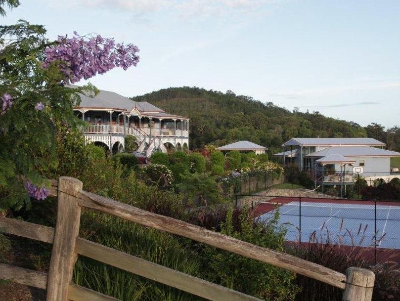 Jacaranda Creek Farmstay & Bed and Breakfast — 4-Star Luxury Hotel in Eumundi, Australia