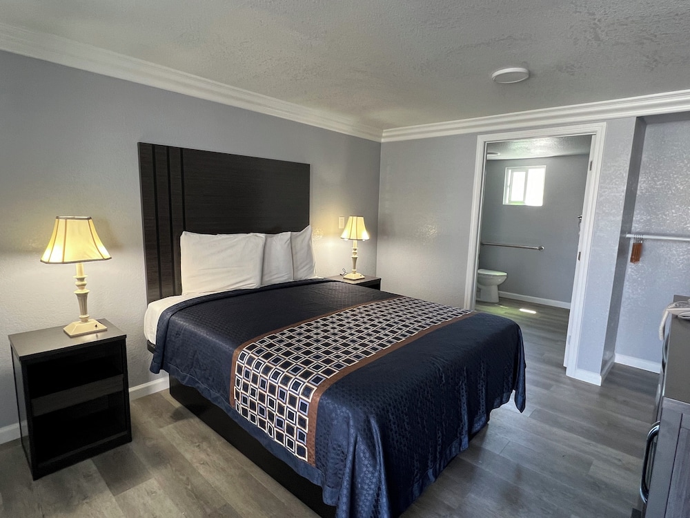 Sea Garden Inn - photo 6