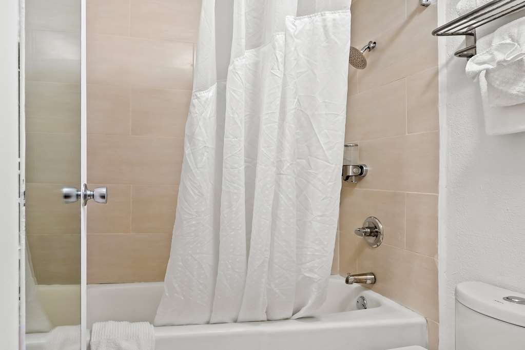 Signature Inn Danville - photo 34