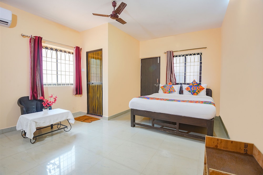 Fabexpress Yash Prapti — hotel in Saligao