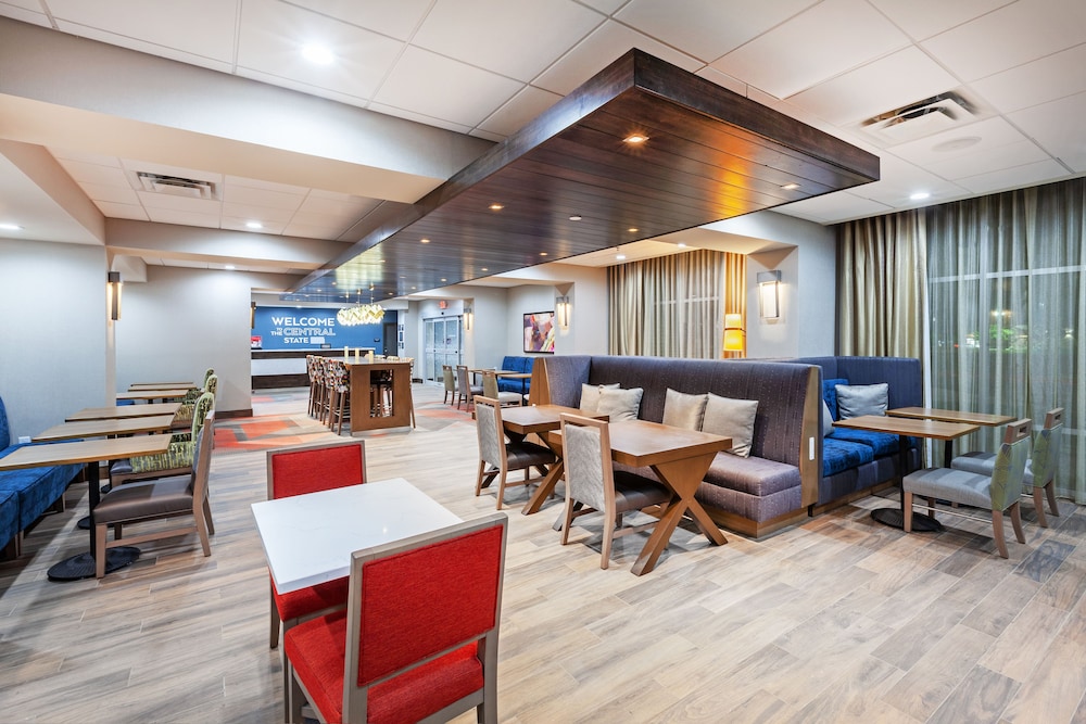 Hampton Inn Gardner Conference Center - photo 22