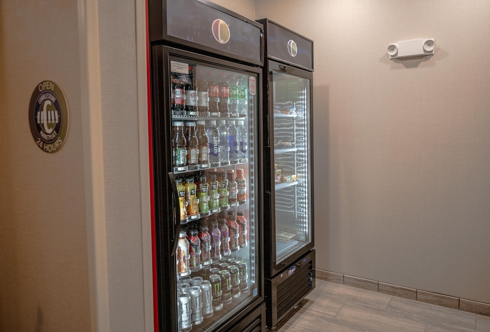 Cobblestone Hotel & Suites Lamar - photo 66