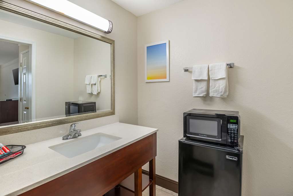 Econo Lodge Richmond North Chesterfield - photo 21