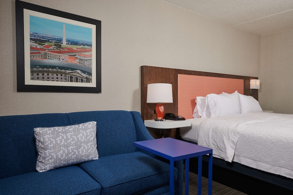 Hampton Inn Fairfax City - photo 27