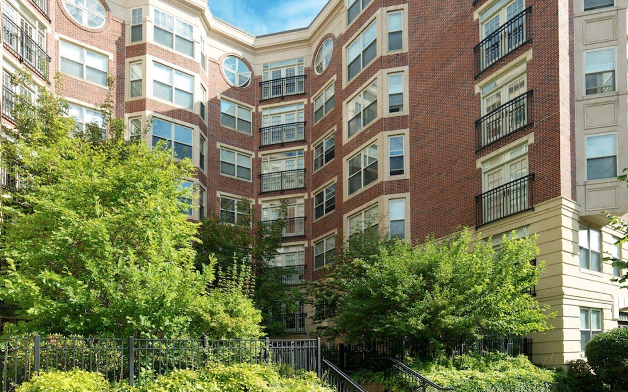 Global Suites at Victory Gardens - photo 19