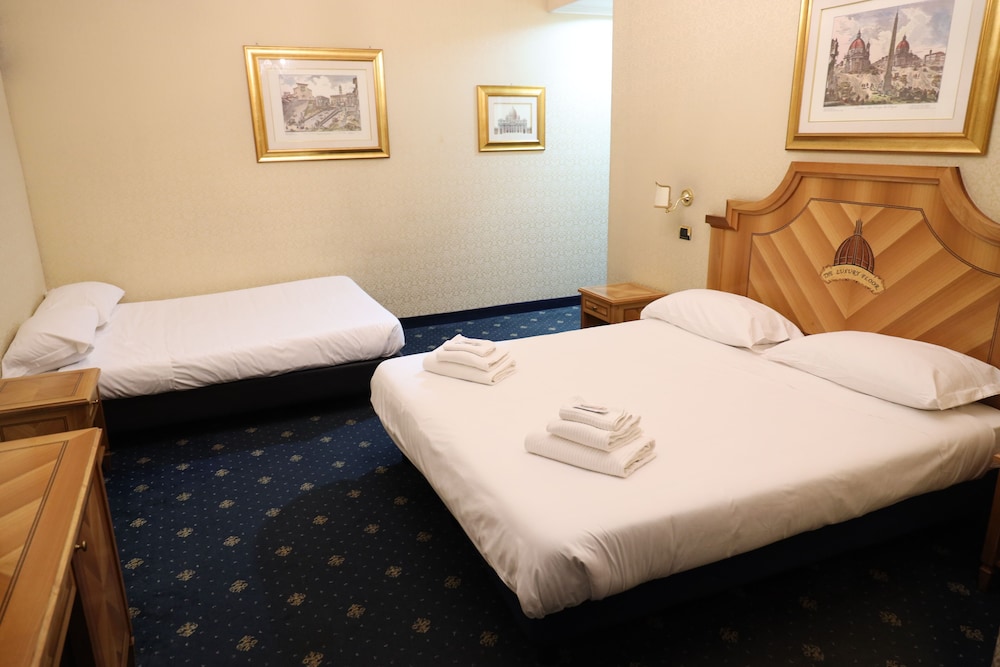 Luxury Floor - carbon neutral hotel in Rome