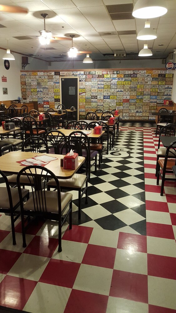 Route 66 Hotel Springfield Illinois - photo 31