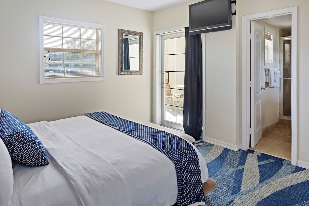 Reefhouse Resort & Marina - photo 20