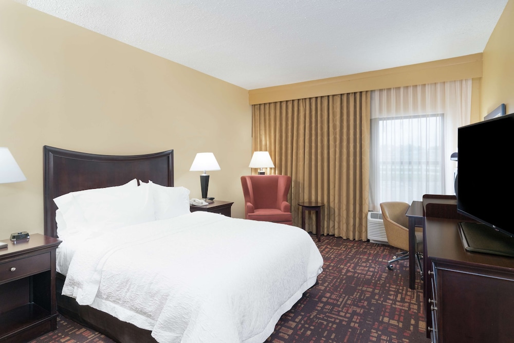 Hampton Inn Corydon - photo 5