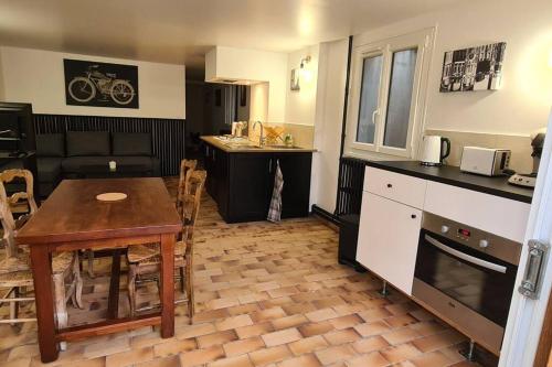 Logement Base de Loisirs - carbon neutral hotel in Unknown City