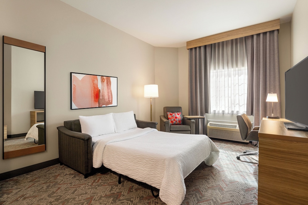 Candlewood Suites Mount Pleasant by IHG - photo 46