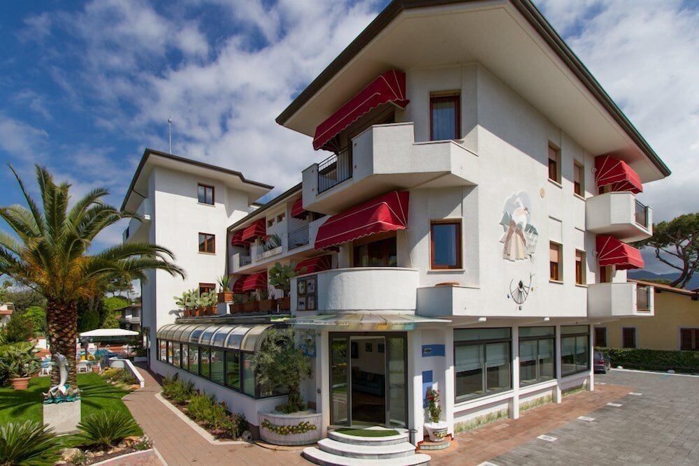 Hotel Tarabella in Forte Dei Marmi, Italy