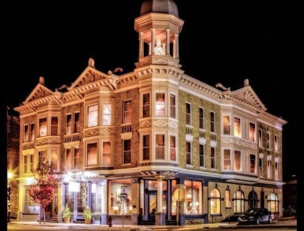 The Audubon Hotel and Event Venue — hotel in Mayville