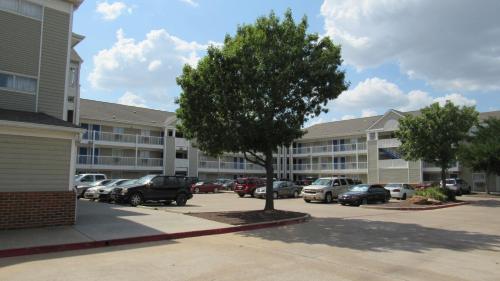 InTown Suites Extended Stay Arlington TX Six Flags - photo 14
