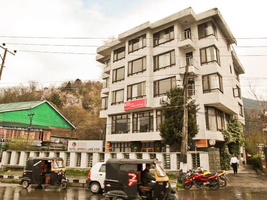 Hotel Imperial Lake View - last minute hotel in Srinagar