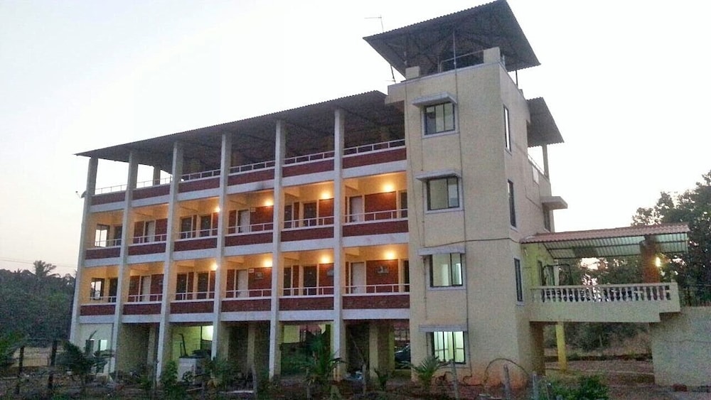 Sea Lord Hotel in Ratnagiri, India