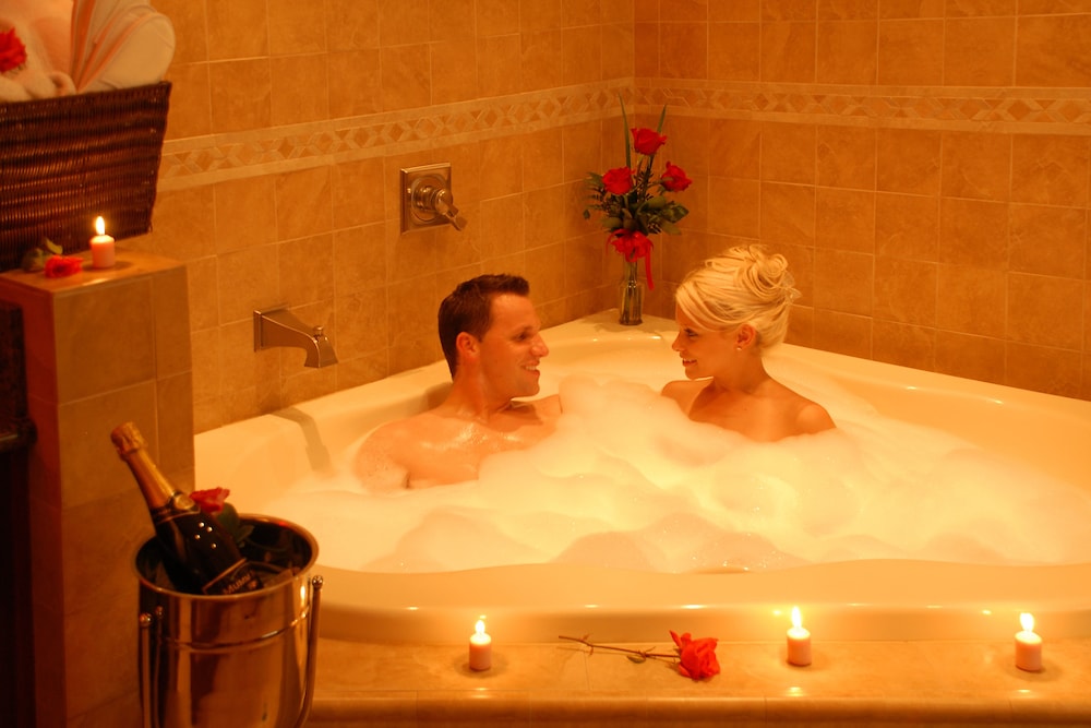 Pacific Inn and Suites - featured photo