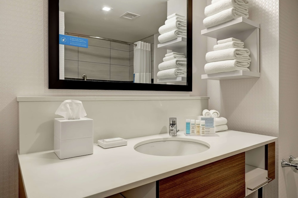 Hampton Inn Egg Harbor Township Atlantic City - photo 16
